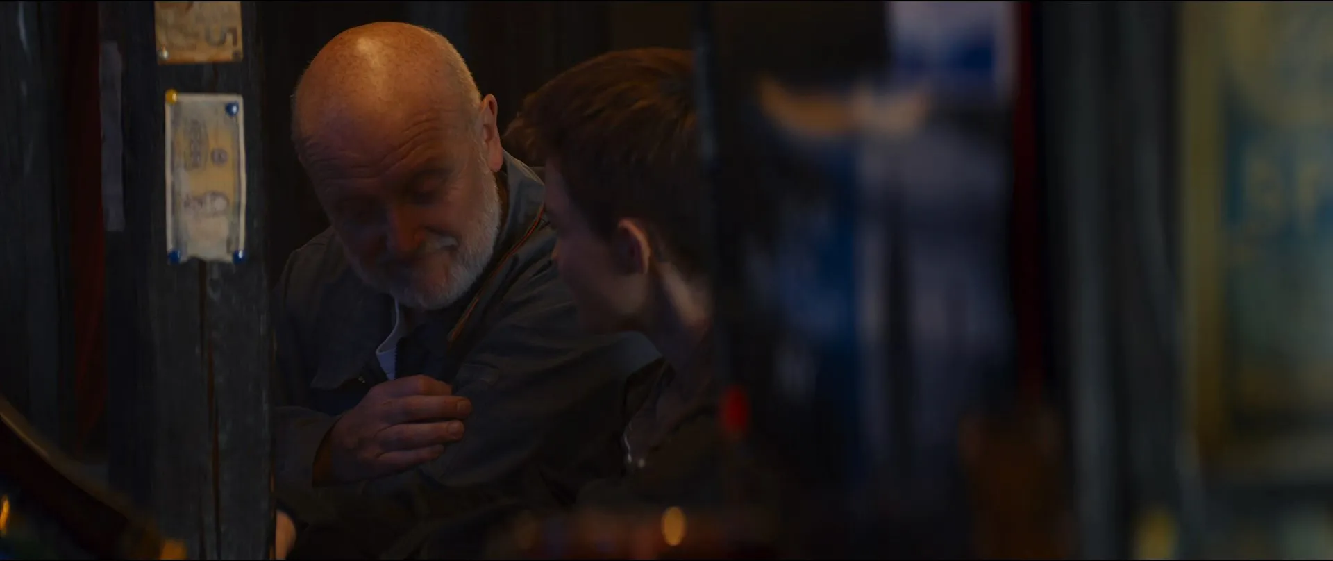 The Doorman (2020) Hindi Dual Audio HDRip 720p – 480p Screenshot