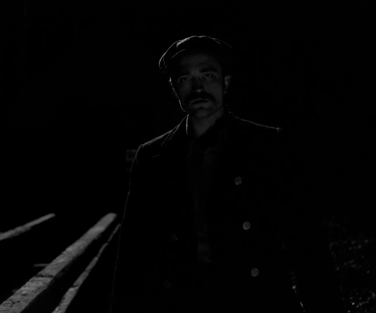 The Lighthouse (2019) Hindi Dual Audio 720p HDRip [1GB] Screenshot